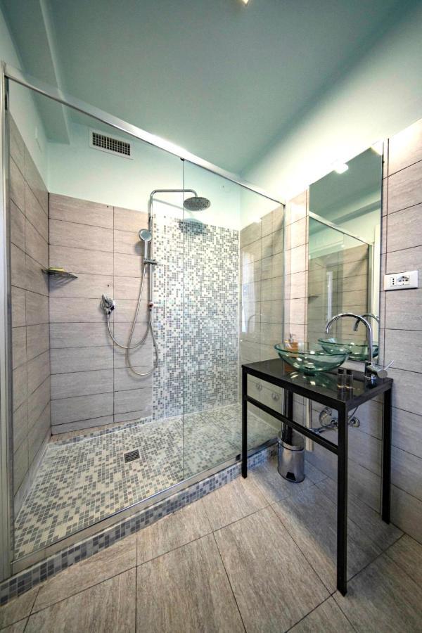 Mahamo Suites Verona Esterno foto